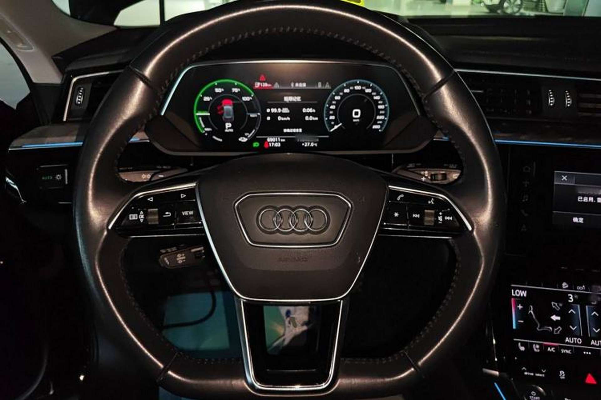 Used Audi e-tron 2019 55 quattro Technology Edition Steering Wheel