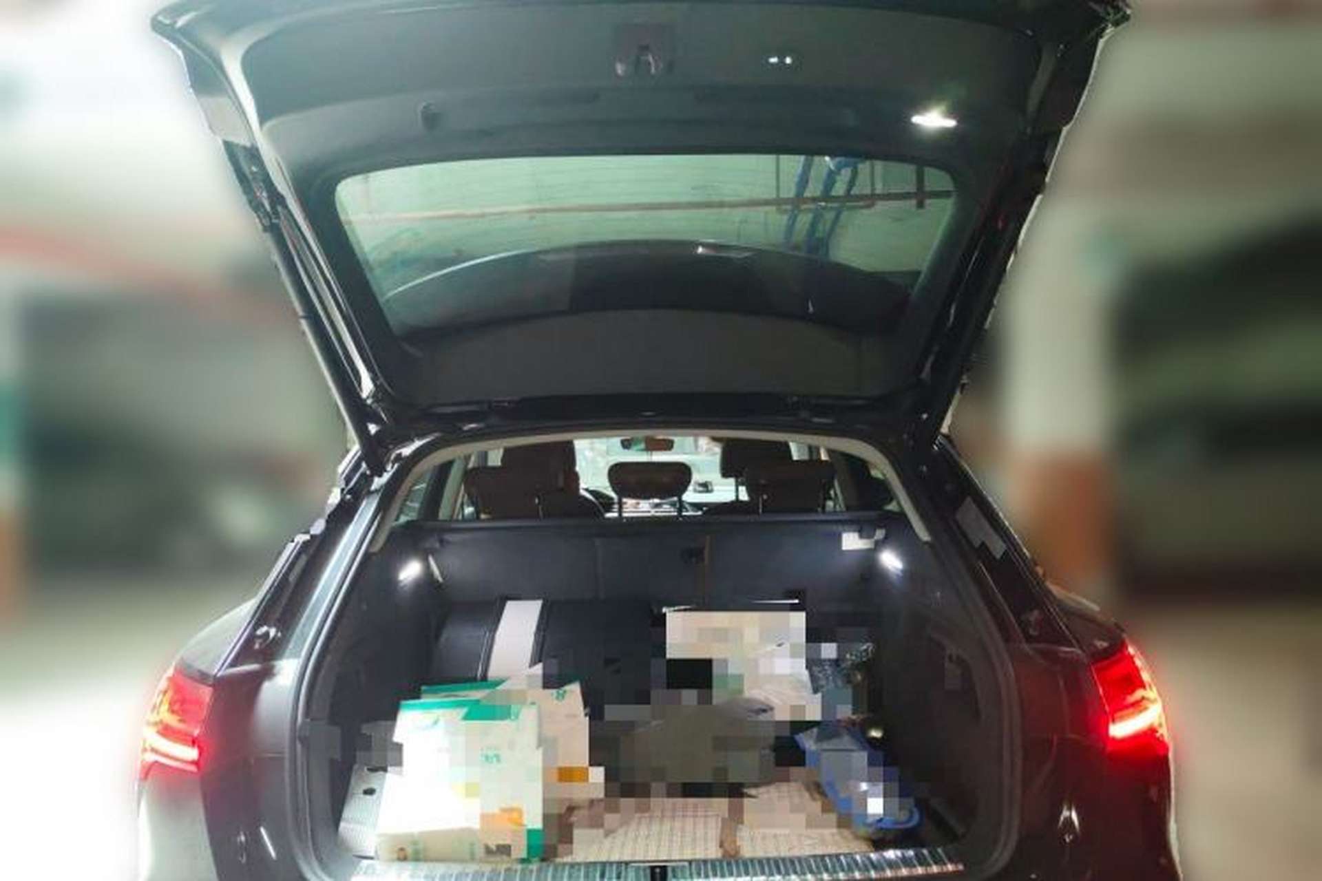 Used Audi e-tron 2019 55 quattro Fashion Edition Trunk