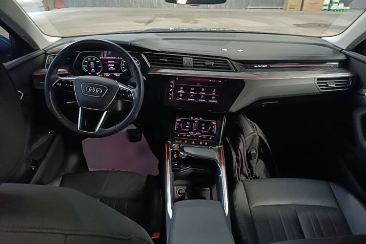 Used Audi e-tron 2019 55 quattro Fashion Edition Center Console