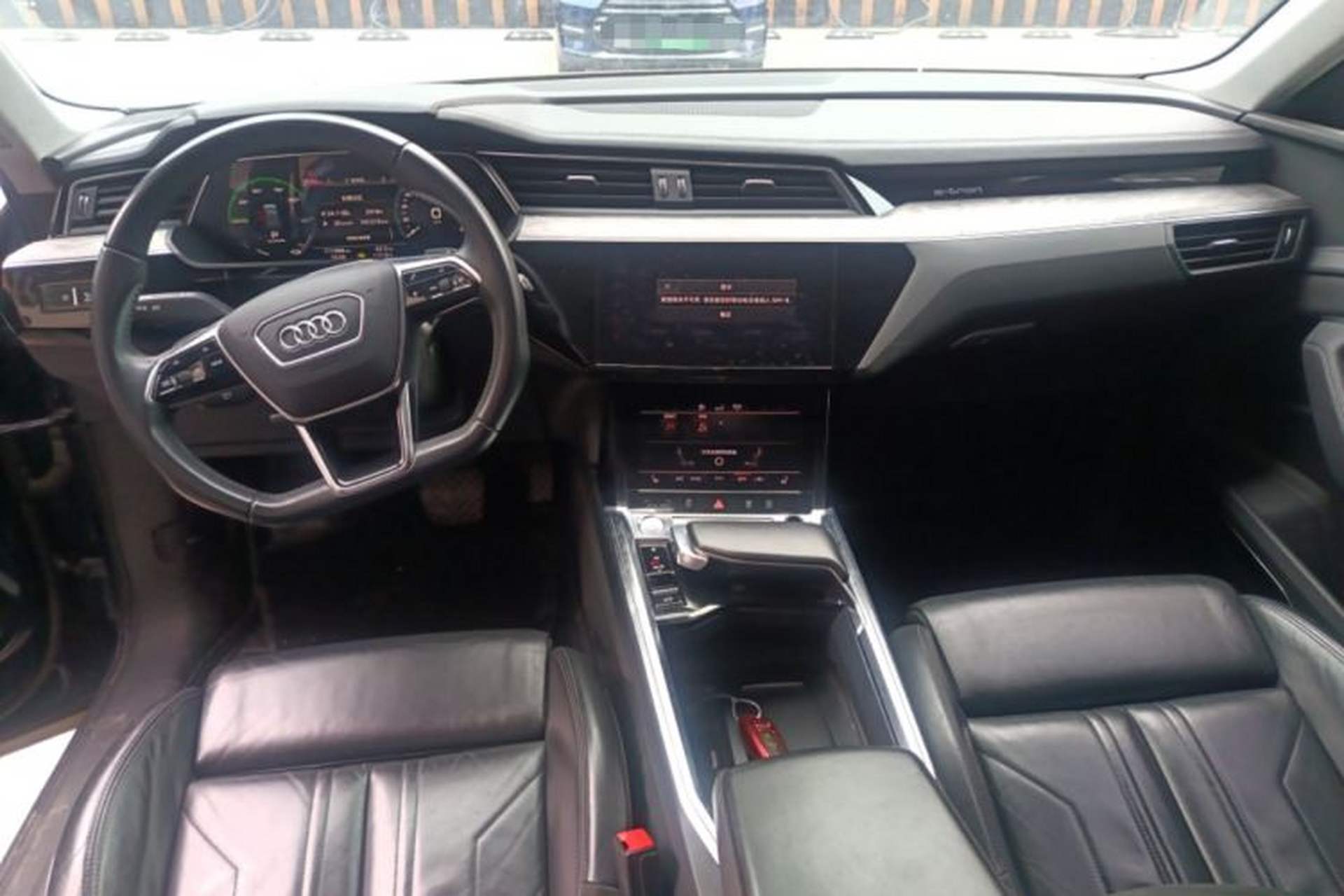 Used Audi e-tron 2019 55 quattro Technology Edition Center Console