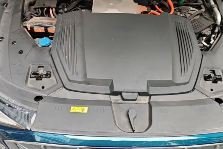 Used Audi e-tron 2019 55 quattro Fashion Edition Engine Bay