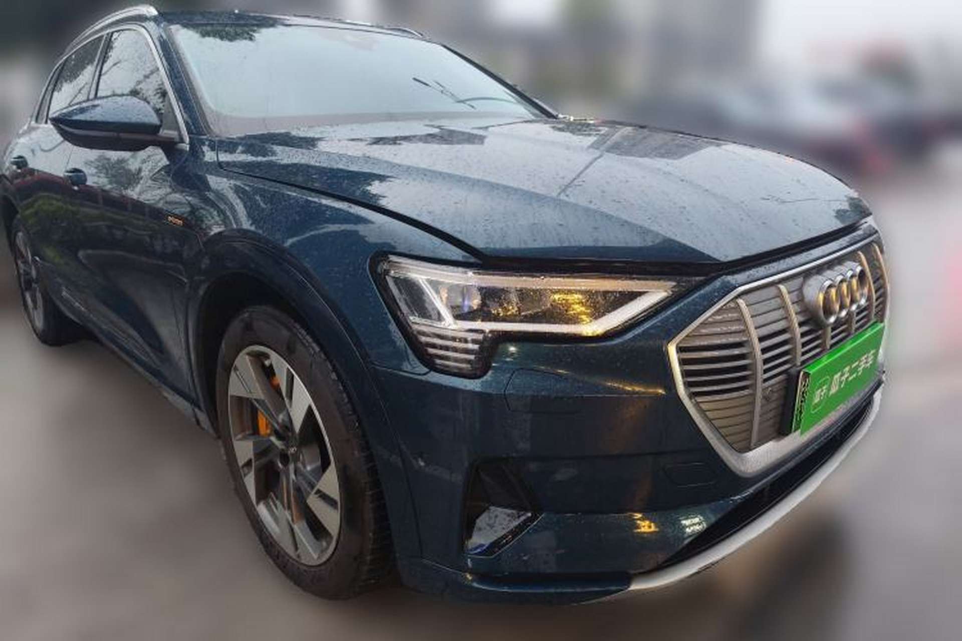 Used Audi e-tron 2019 55 quattro Technology Edition Front Right 45 Deg
