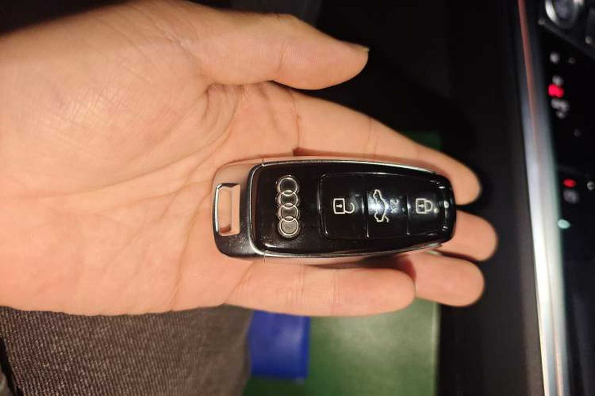 Used Audi e-tron 2019 55 quattro Technology Edition Interior 1