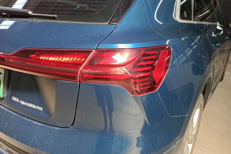 Used Audi e-tron 2019 55 quattro Fashion Edition Right Rear Taillight