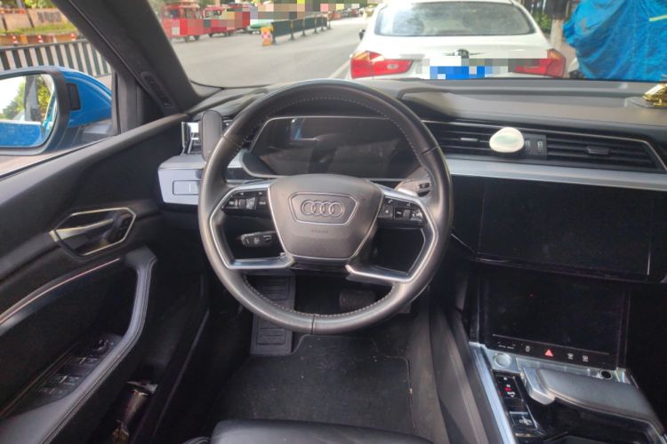 Used Audi e-tron 2019 55 quattro Global Limited Edition Edition 1 Steering Wheel