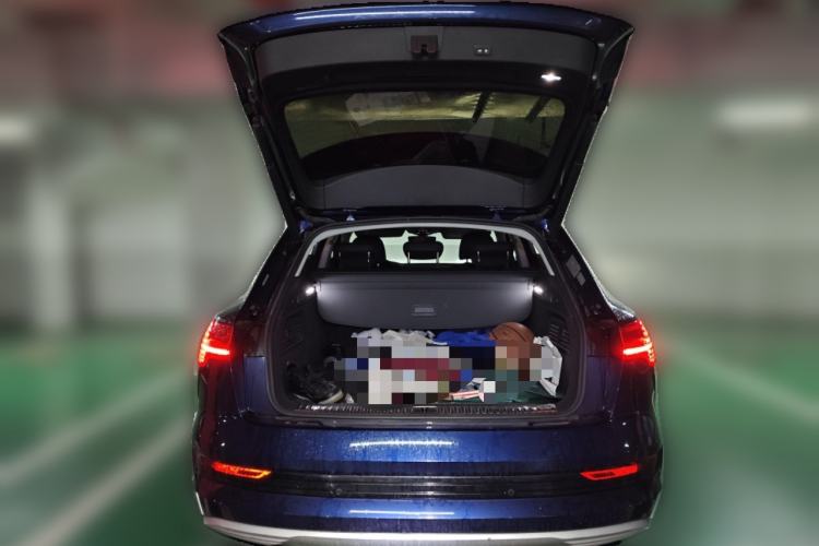 Used Audi e-tron 2019 55 quattro Technology Edition Trunk