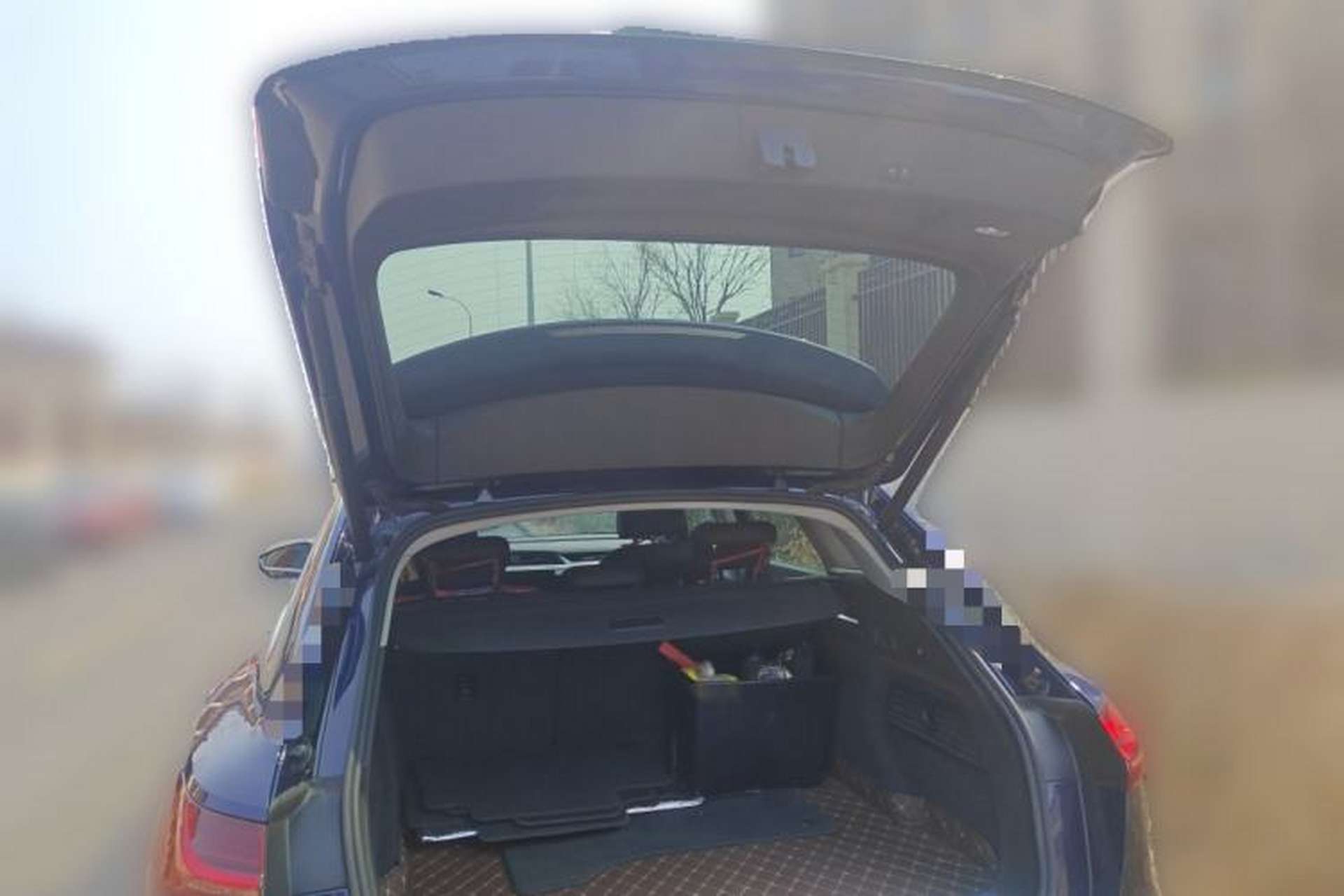 Used Audi e-tron 2019 55 quattro Fashion Edition Trunk