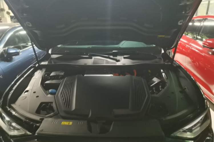 Used Audi e-tron 2019 55 quattro Fashion Edition Engine Bay