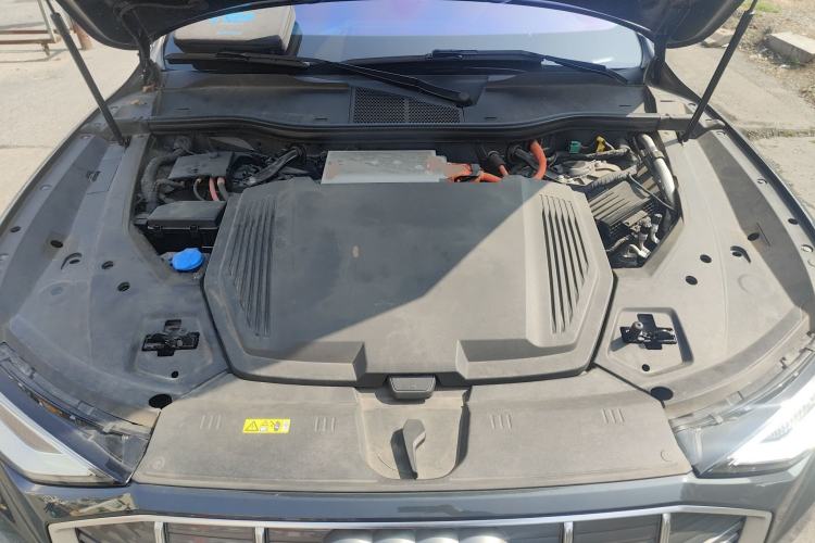 Used Audi e-tron 2019 55 quattro Fashion Edition Engine Bay