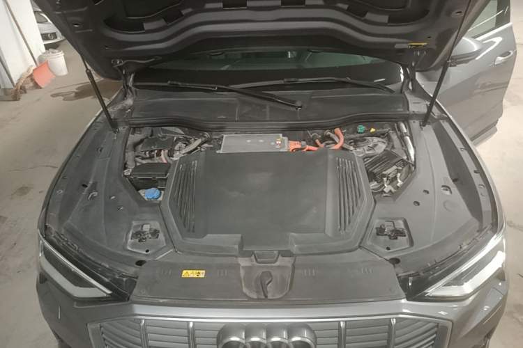 Used Audi e-tron 2019 55 quattro Technology Edition Engine Bay