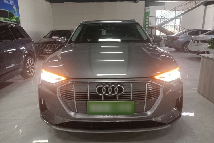 Used Audi e-tron 2019 55 quattro Technology Edition Front
