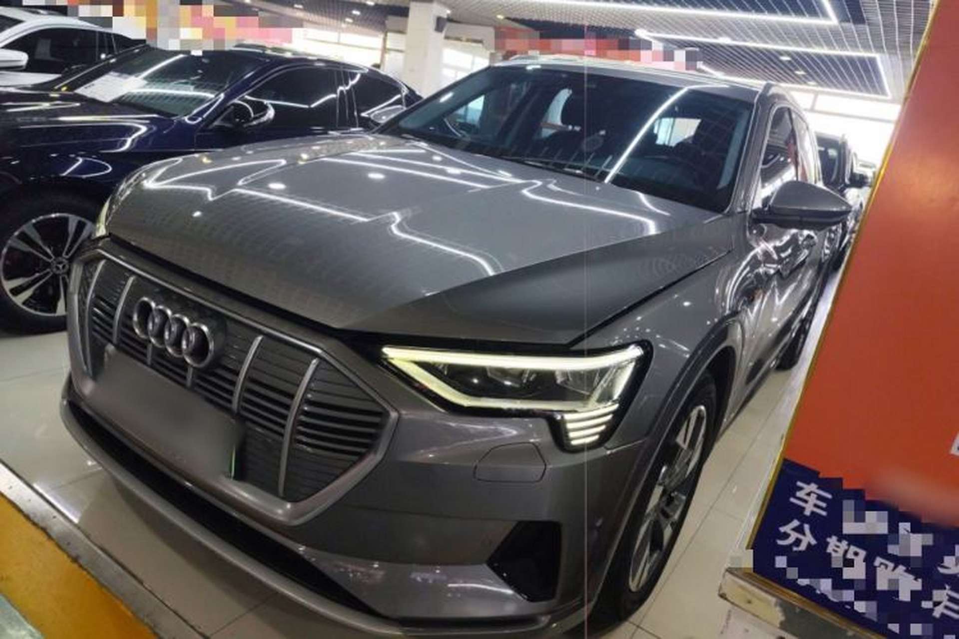Used Audi e-tron 2019 55 quattro Technology Edition Front Left 45 Deg