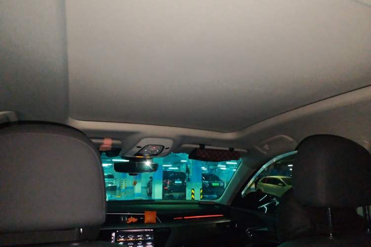 Used Audi e-tron 2019 55 quattro Fashion Edition Headliner