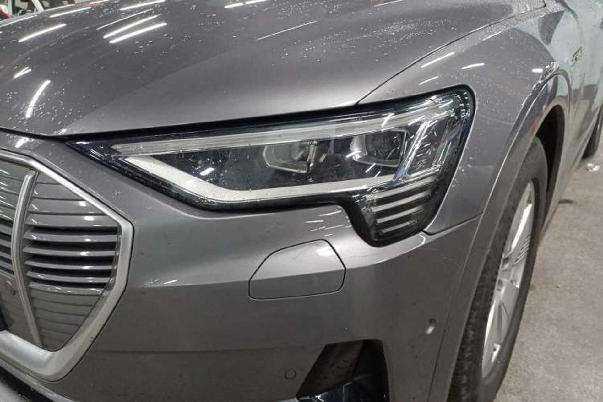 Used Audi e-tron 2019 55 quattro Fashion Edition Left Front Headlight