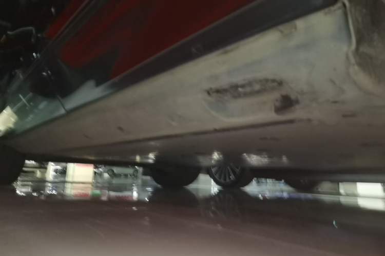 Used Audi e-tron 2019 55 quattro Fashion Edition Left Side Sill