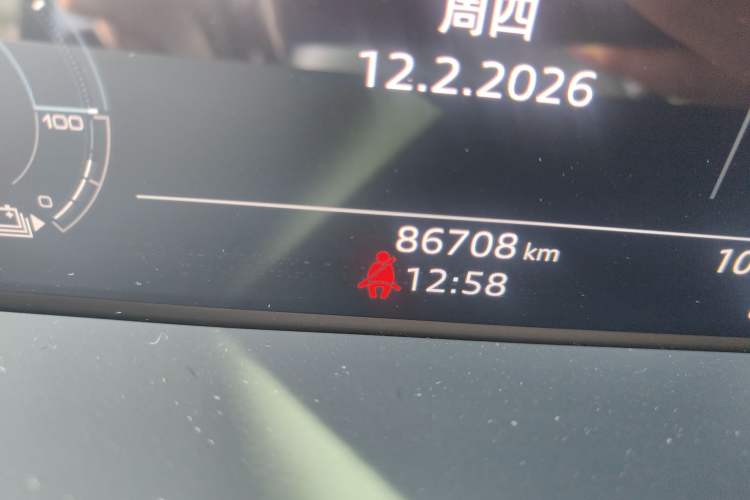 Used Audi e-tron 2019 55 quattro Fashion Edition Odometer Close Up