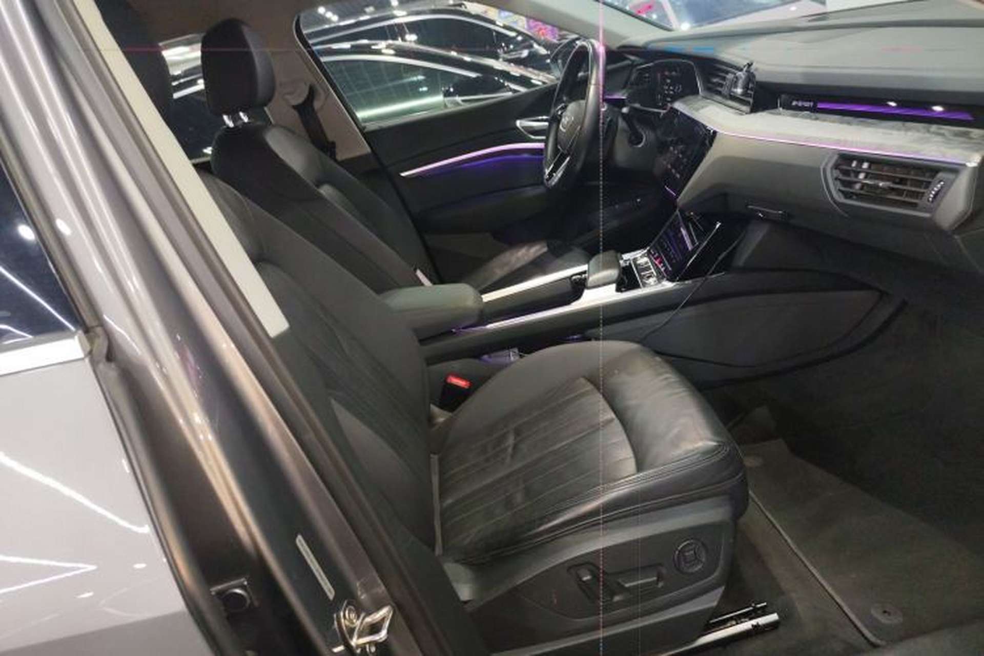 Used Audi e-tron 2019 55 quattro Technology Edition Right Front Seat