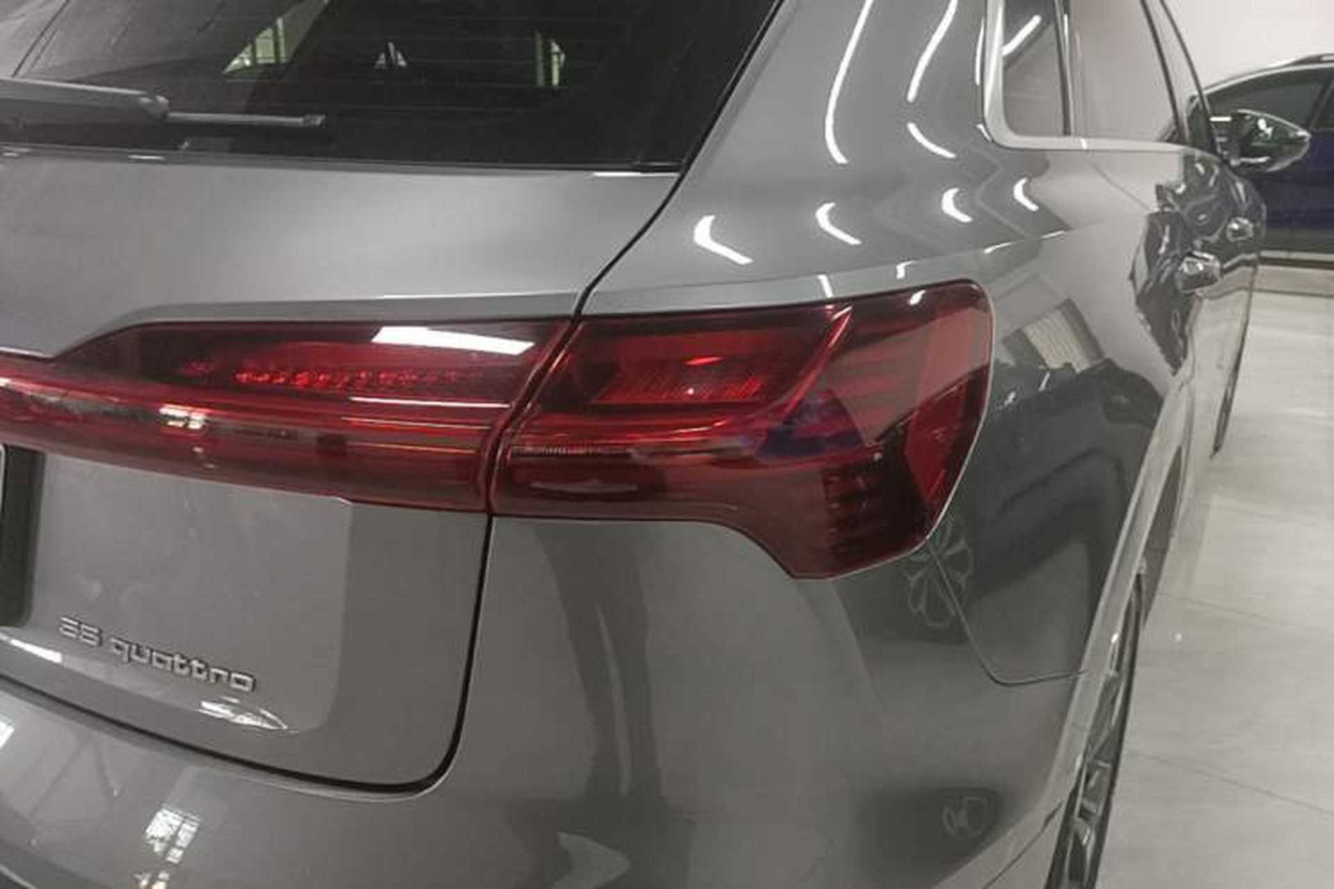 Used Audi e-tron 2019 55 quattro Technology Edition Right Rear Taillight