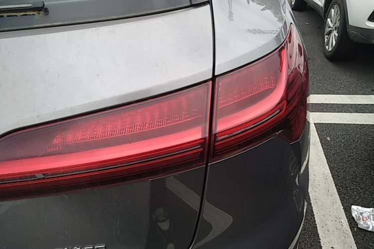 Used Audi e-tron 2019 55 quattro Technology Edition Right Rear Taillight