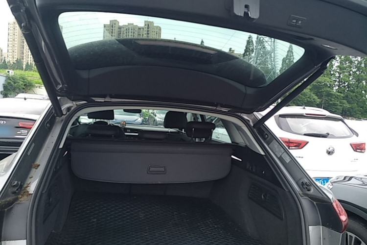 Used Audi e-tron 2019 55 quattro Technology Edition Trunk