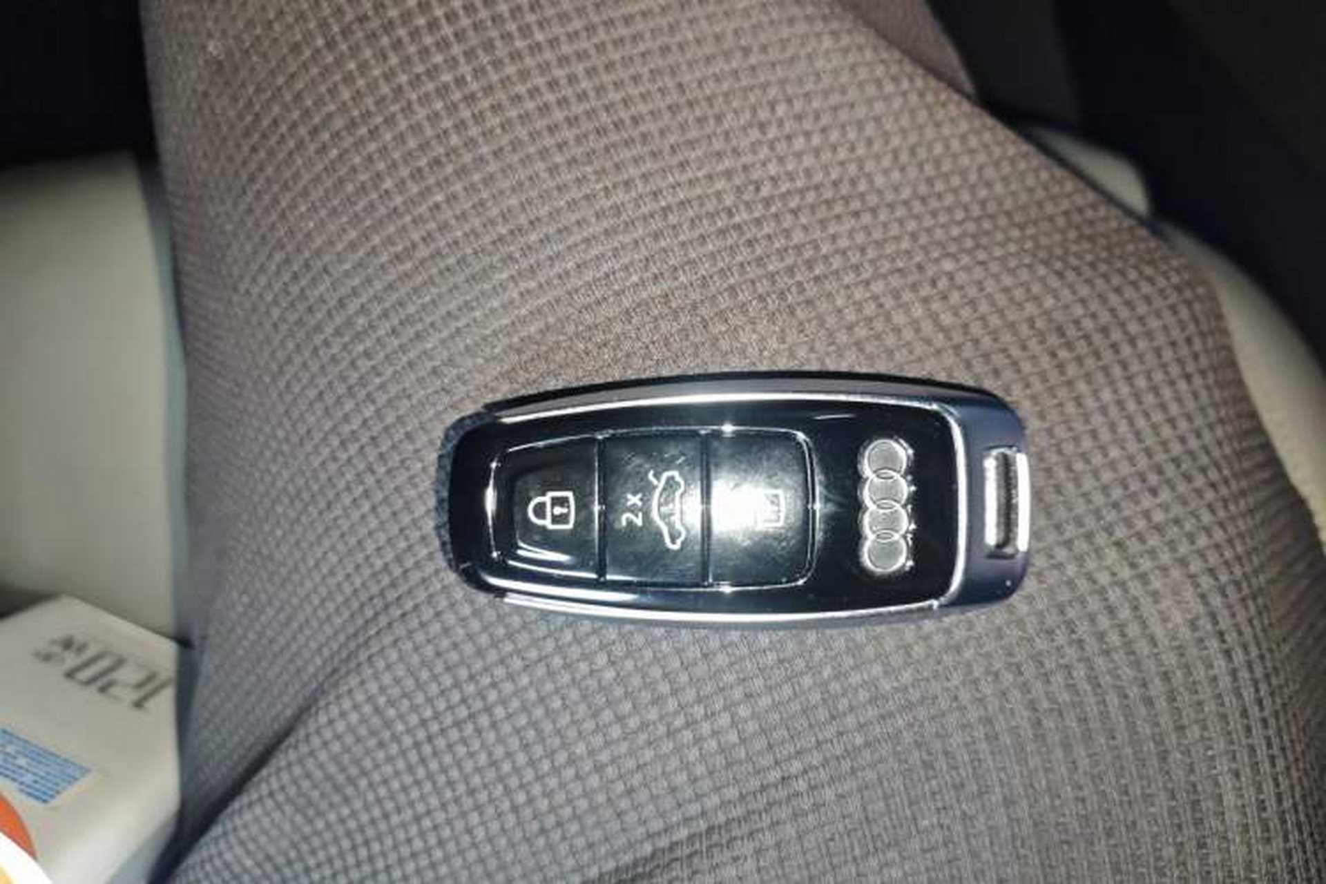 Used Audi e-tron 2019 55 quattro Technology Edition Vehicle Key