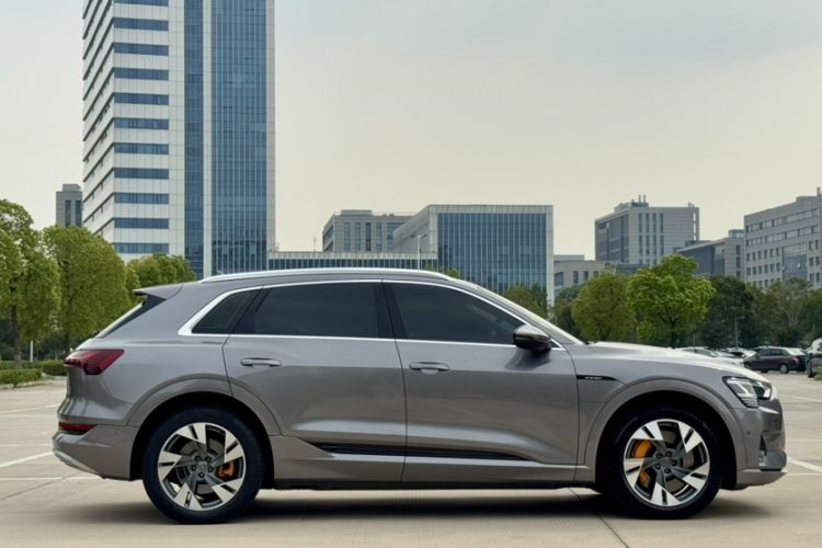 Used Audi e-tron 2019 55 quattro Fashion Edition Exterior 2