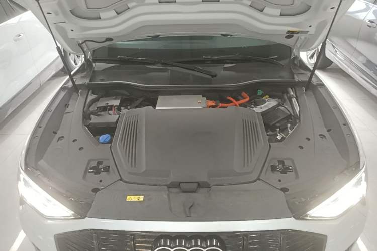 Used Audi e-tron 2019 55 quattro Technology Edition Engine Bay