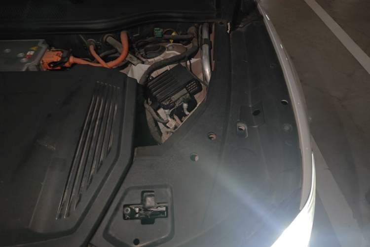 Used Audi e-tron 2019 55 quattro Technology Edition Engine Bay Left
