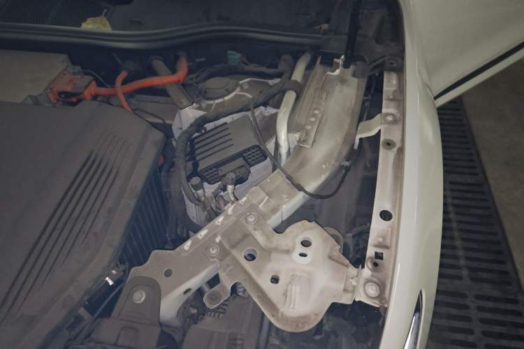 Used Audi e-tron 2019 55 quattro Technology Edition Engine Bay Left