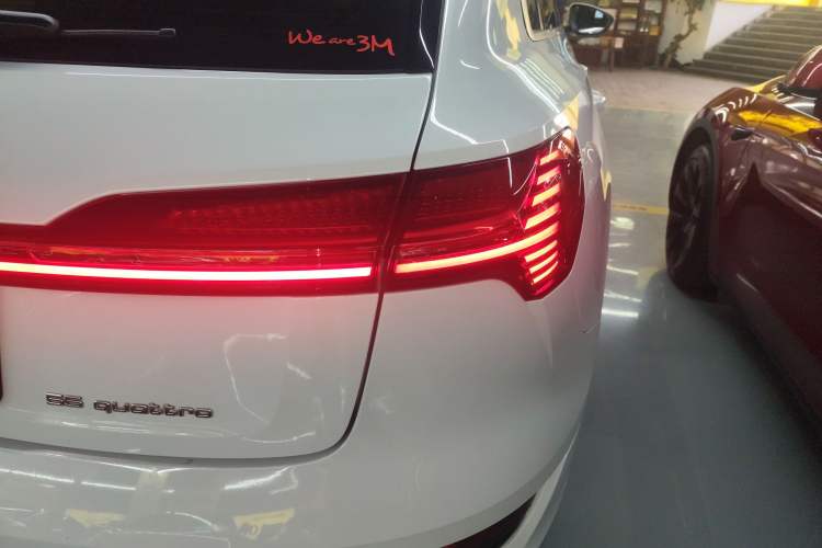 Used Audi e-tron 2019 55 quattro Fashion Edition Exterior 6