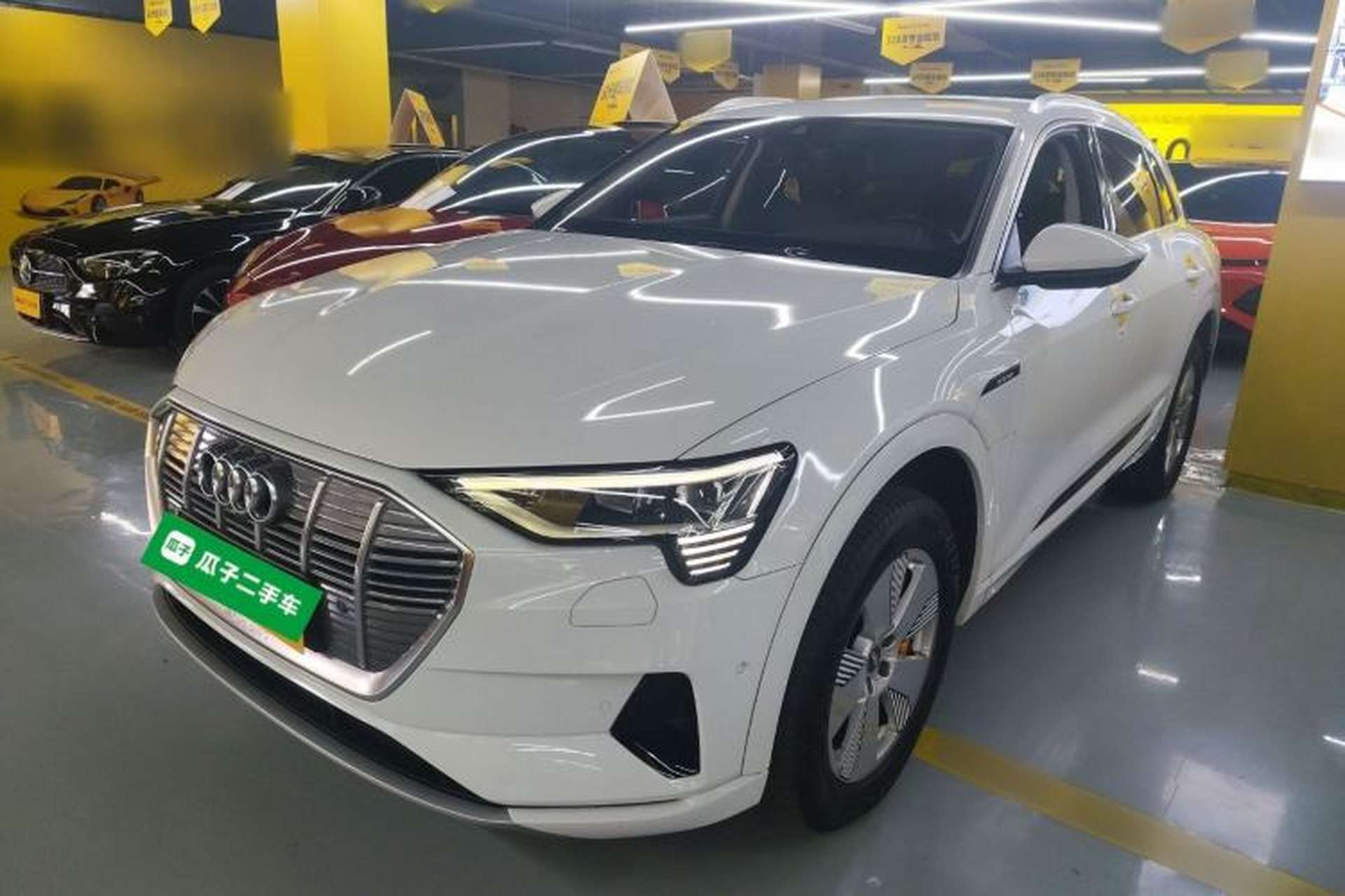 Used Audi e-tron 2019 55 quattro Fashion Edition Front Left 45 Deg