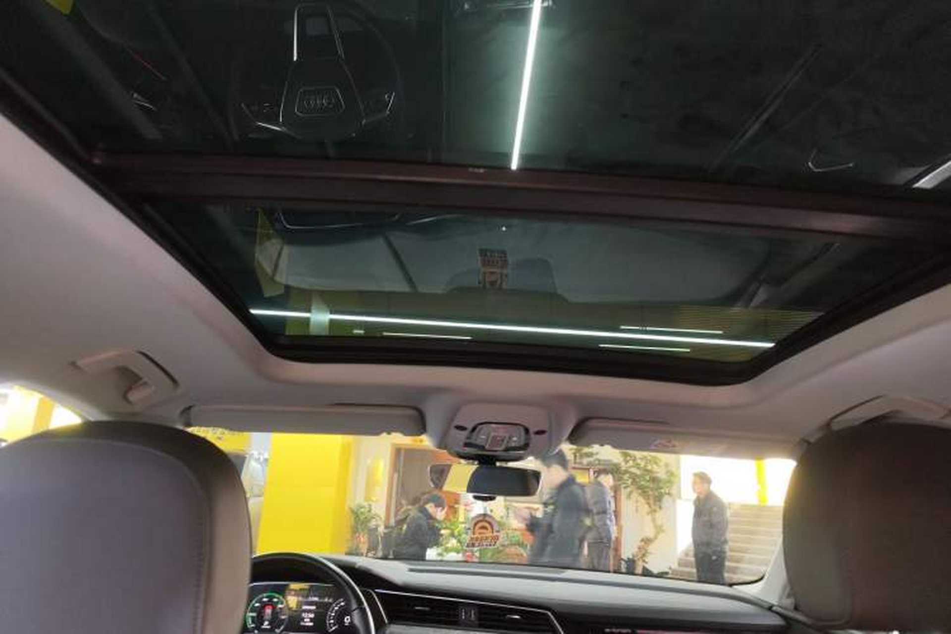 Used Audi e-tron 2019 55 quattro Fashion Edition Headliner
