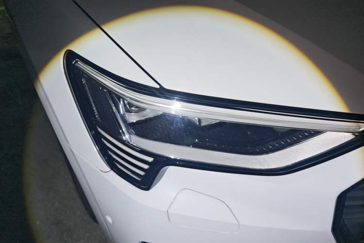 Used Audi e-tron 2019 55 quattro Technology Edition Right Front Headlight
