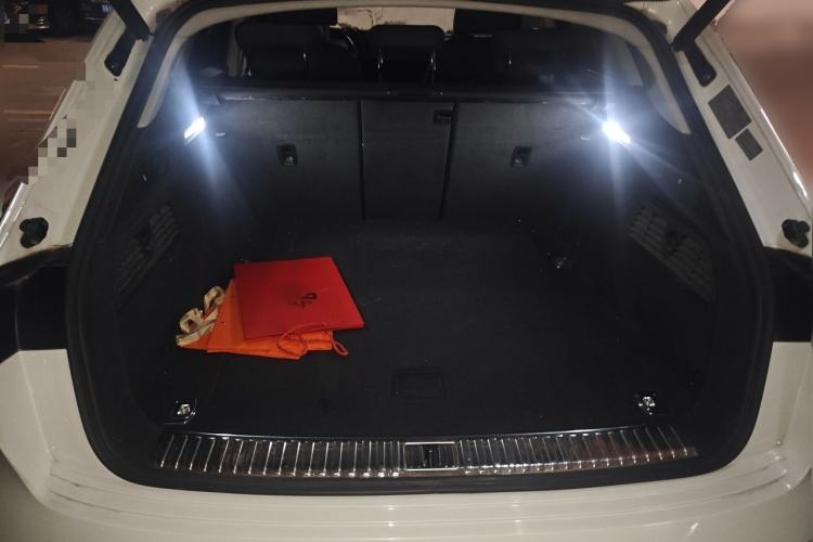 Used Audi e-tron 2019 55 quattro Fashion Edition Trunk