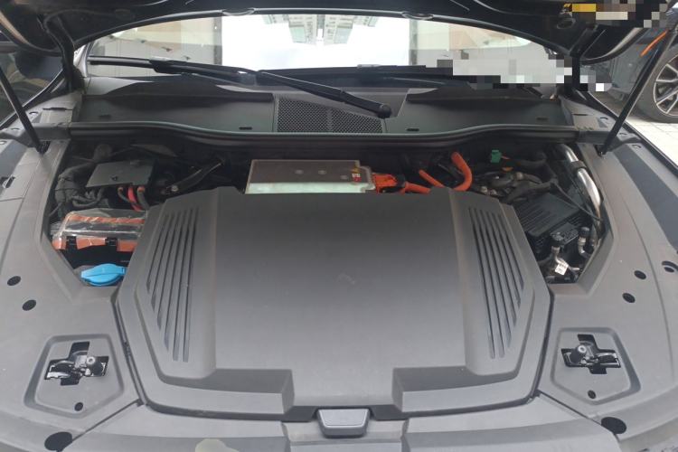 Used Audi e-tron  Engine Bay