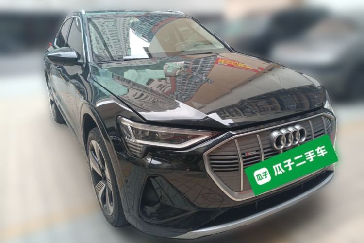 Used Audi e-tron  Front Right 45 Deg