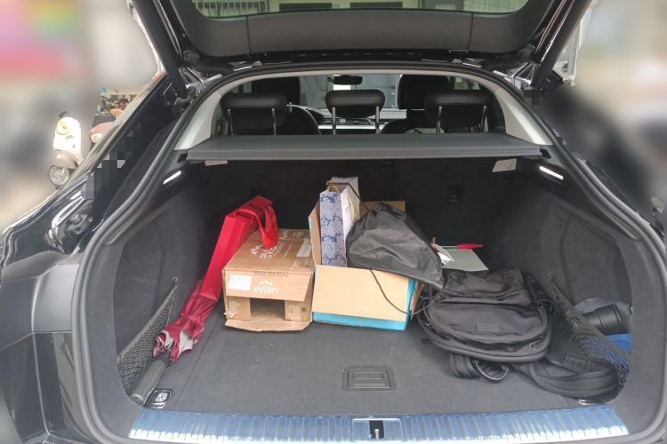 Used Audi e-tron  Trunk