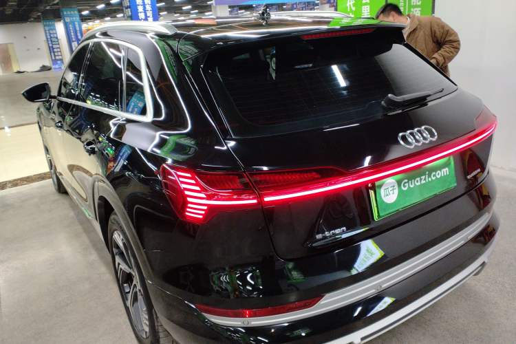 Used Audi e-tron 2021 50 quattro Prestige Edition Exterior 3