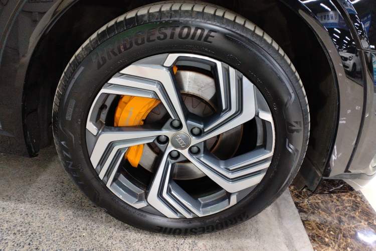 Used Audi e-tron 2021 50 quattro Prestige Edition Exterior 8