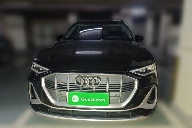 Used Audi e-tron 2021 50 quattro Luxury Edition Front