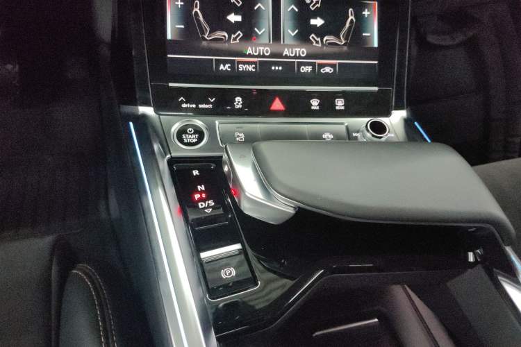 Used Audi e-tron 2021 50 quattro Prestige Edition Gear Lever