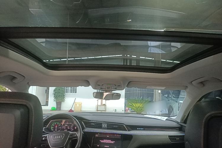 Used Audi e-tron 2021 50 quattro Prestige Edition Headliner