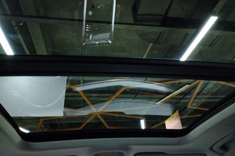 Used Audi e-tron 2021 50 quattro Prestige Edition Headliner