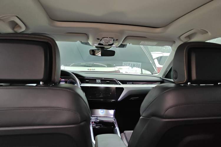 Used Audi e-tron 2021 50 quattro Prestige Edition Headliner