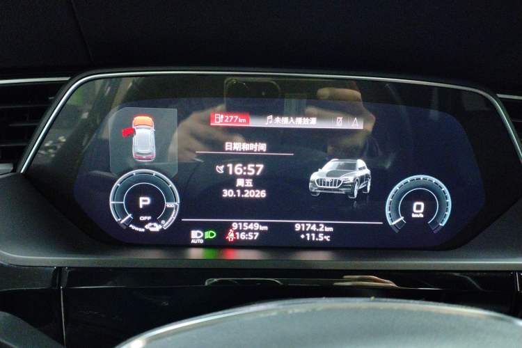 Used Audi e-tron 2021 50 quattro Prestige Edition Instrument Cluster