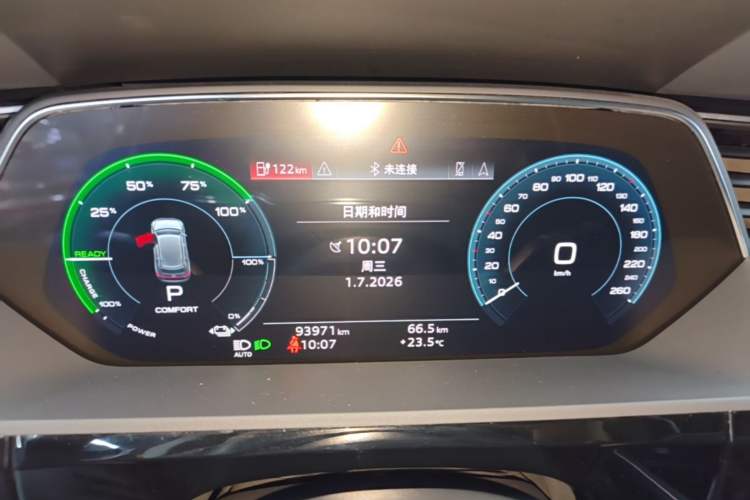 Used Audi e-tron 2021 50 quattro Prestige Edition Instrument Cluster