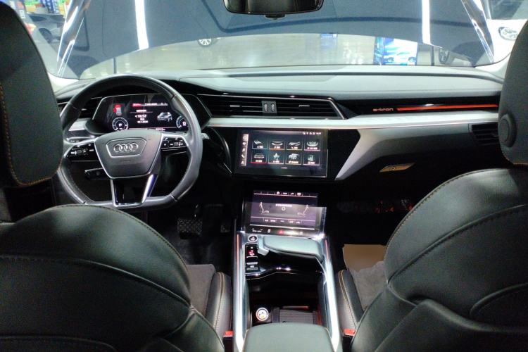 Used Audi e-tron 2021 50 quattro Prestige Edition Interior 2