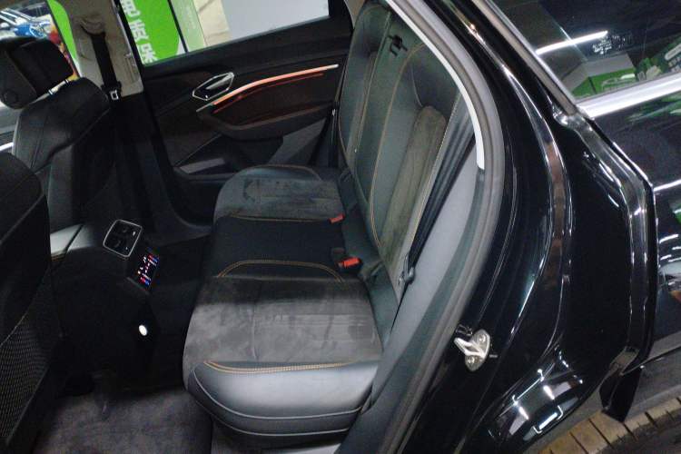 Used Audi e-tron 2021 50 quattro Prestige Edition Interior 4