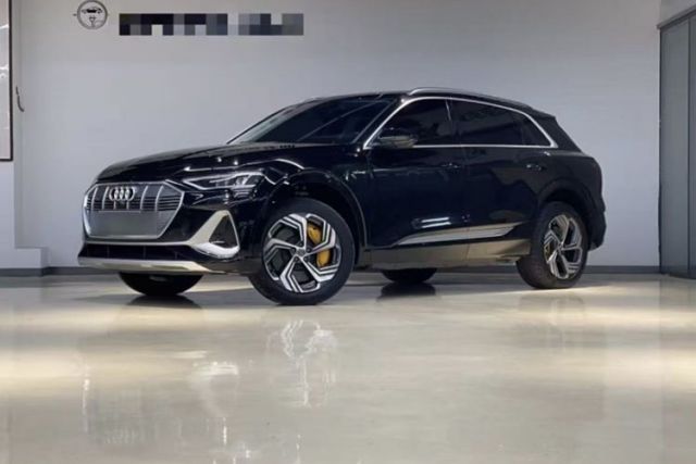 Used Audi e-tron 2021 50 quattro Prestige Edition