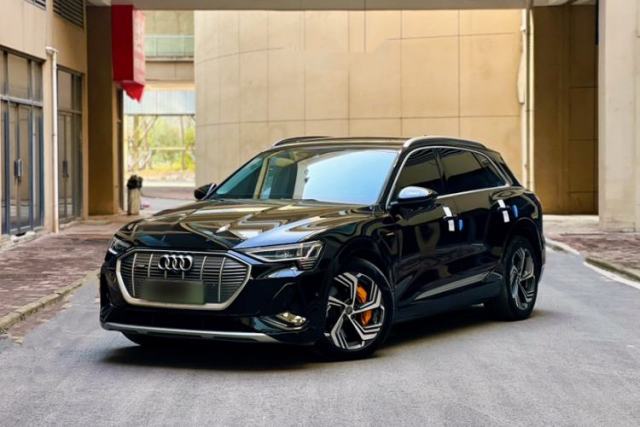 Used Audi e-tron 2021 50 quattro Prestige Edition